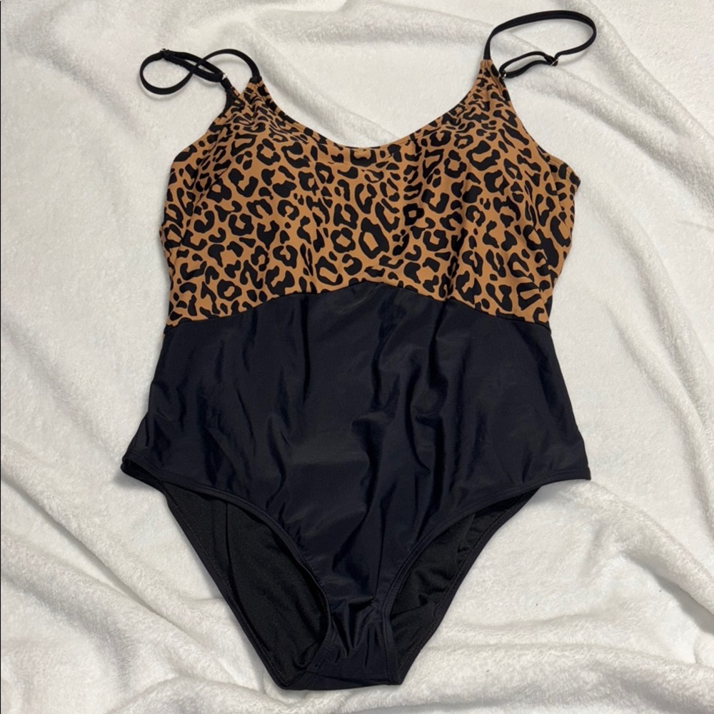 Elegant Leopard and Black One-Piece Swimsuit
